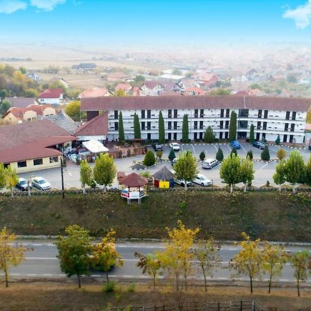 Motel Dacia Sebes  Bagian luar foto