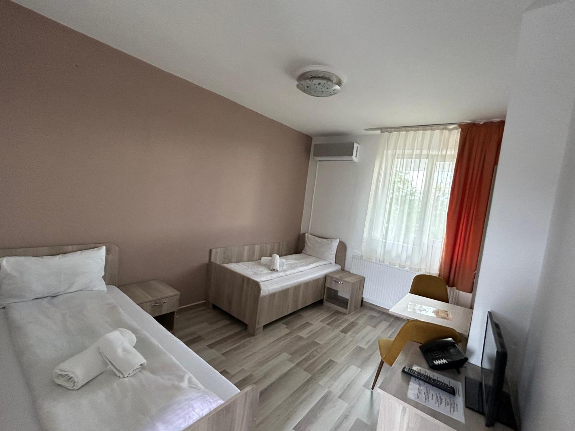 Motel Dacia Sebes  Bagian luar foto