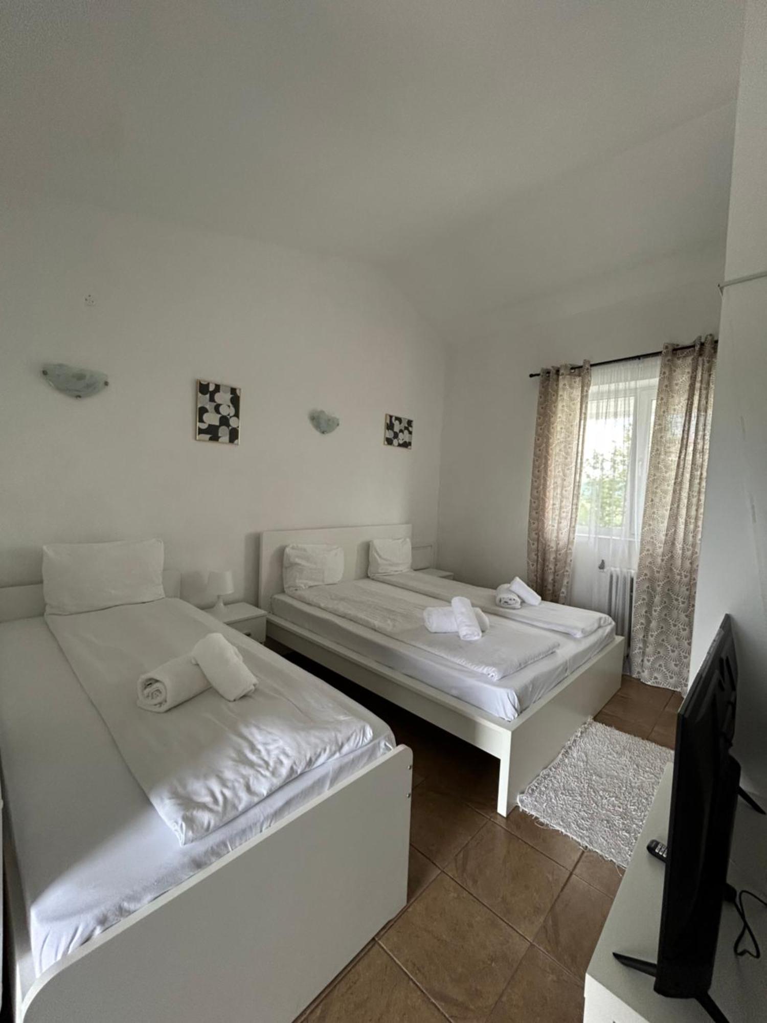 Motel Dacia Sebes  Bagian luar foto